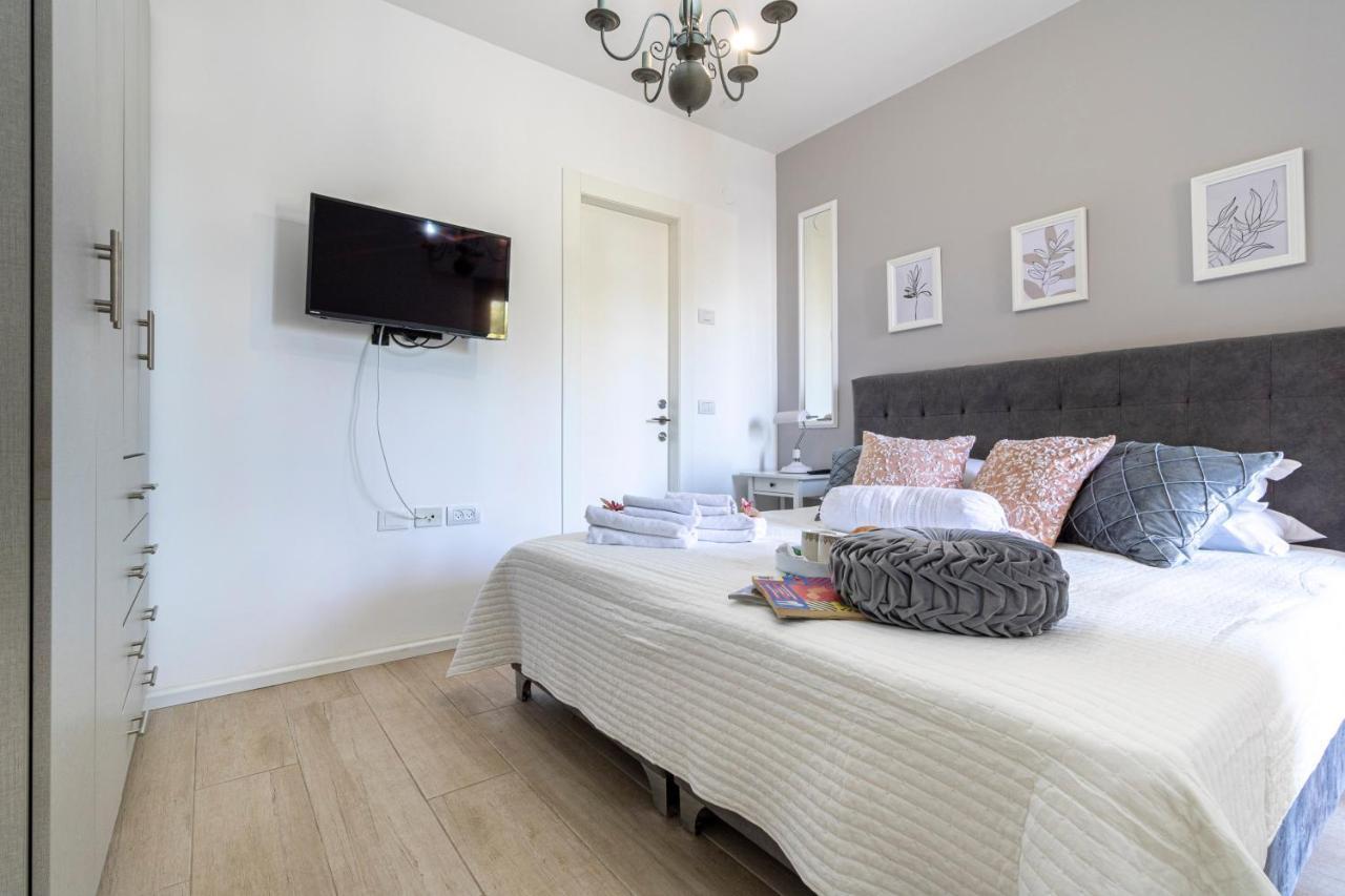 Luxury Three-Bedroom/Terrace Over Old City View Єрусалим Екстер'єр фото