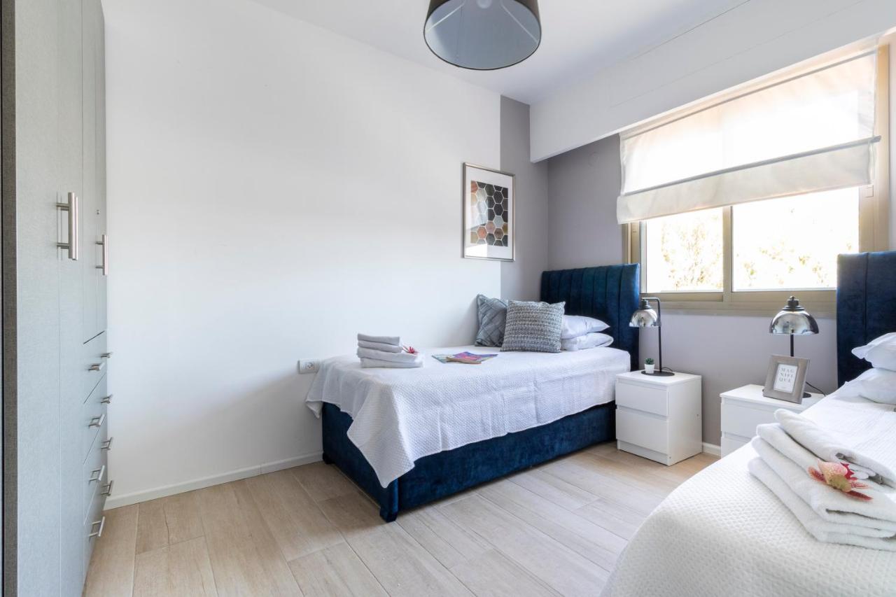 Luxury Three-Bedroom/Terrace Over Old City View Єрусалим Екстер'єр фото